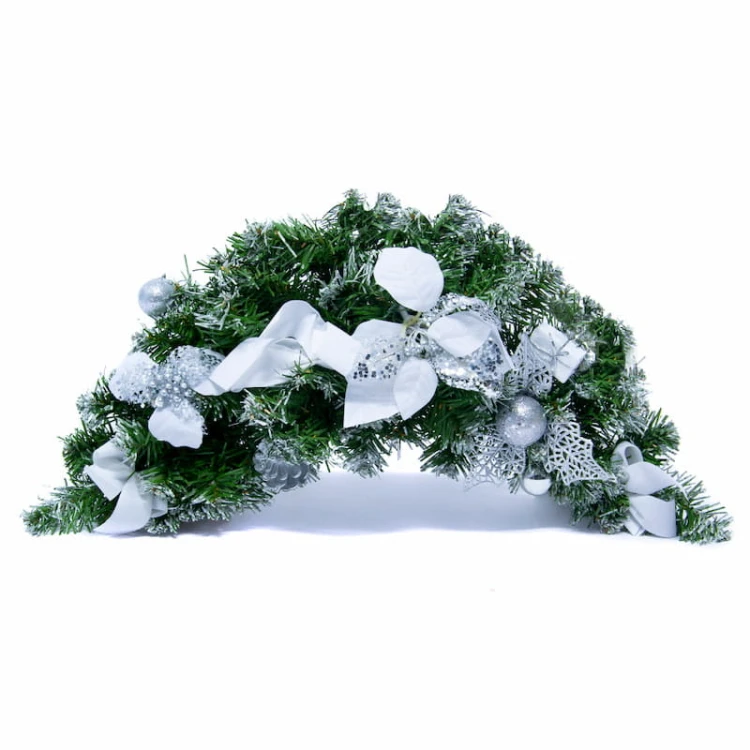 Wiszący stroik bożonarodzeniowy 60 cm srebrny