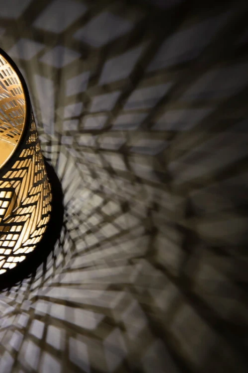 Lampion złoty ozdobny LED z żarówką i sznurkiem