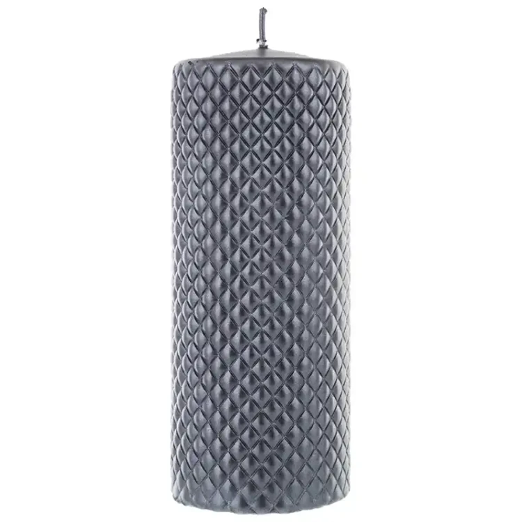 Świeca z tłoczonym wzorem - czarna 18 cm fi 7 fot. 1
