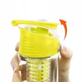 Bidon Fruit Infuser - Butelka na wodę - pojemnik na owoce