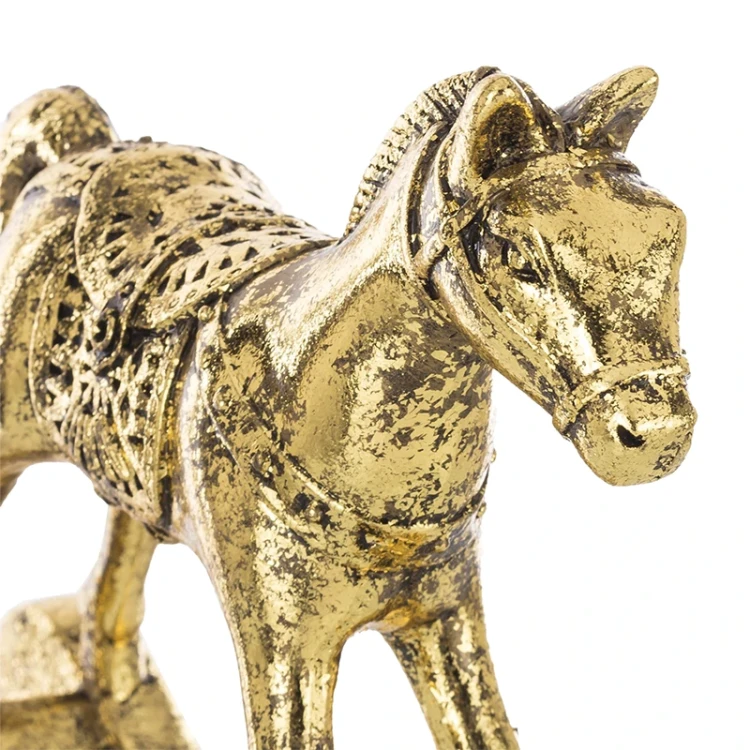 Konik na biegunach - Złota Figurka 20 x 21 x 6 cm