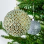 Krystaliczna Geometria: Bombka w Odcieniach Morskim