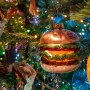 Szklana zawieszka choinkowa - Burger 10,3 cm