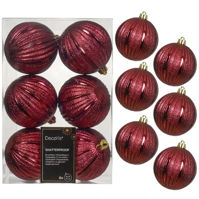 Żłobione bordowe plastikowe bombki choinkowe 8 cm 6 szt.