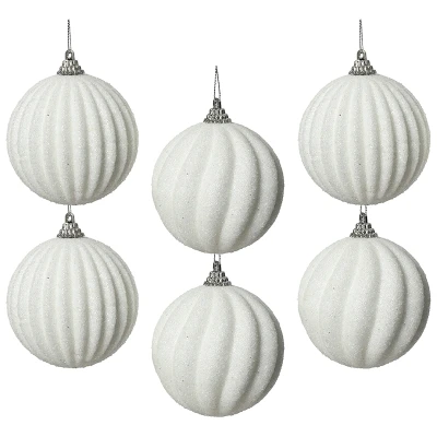 Białe żłobione bombki choinkowe kpl. 6 szt. 8 cm
