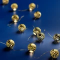 Lampki choinkowe na baterię - Kule 12 LED - Ciepły Biały zdjęcie 4