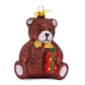 Miś z prezentem - Nietłukąca zawieszka choinkowa 9,8 cm