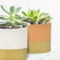 Ceramiczna osłonka z złotym pasem na doniczkę 15x15x13,2 cm zdjęcie 4