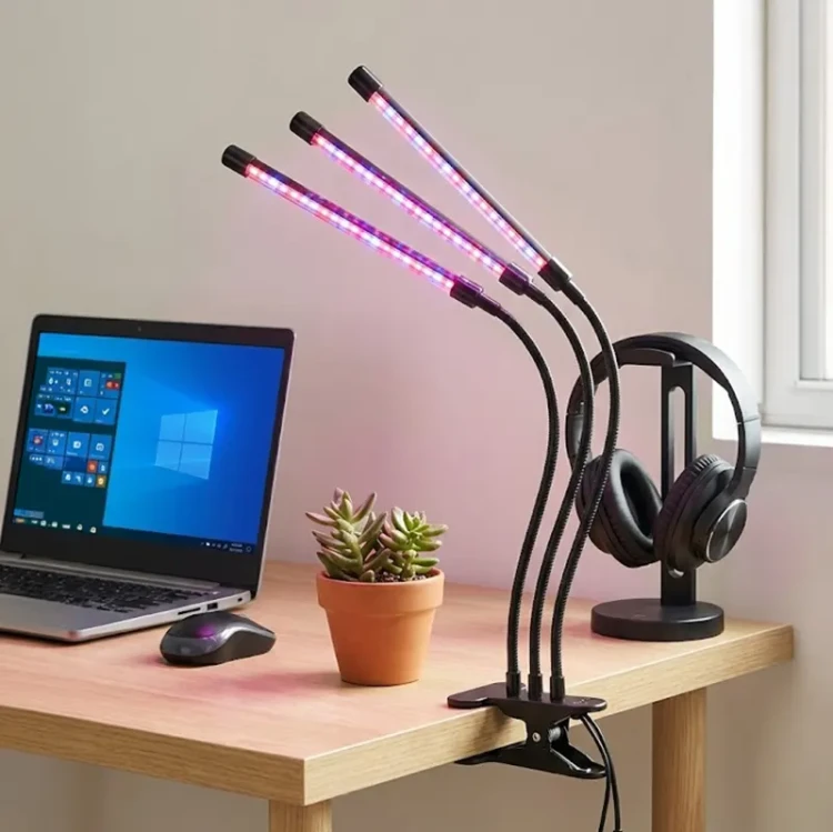 Lampa do wzrostu roślin na USB - 3-ramienna 07