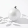 Matowe białe plastikowe bombki choinkowe 12 szt. 6 cm