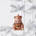 Szklana bombka Miś w sweterku 11,1 cm brązowa KAEMINGK 123856-1
