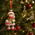Zawieszka choinkowa elf z bębnem 11,6 cm KAEMINGK 124123-1