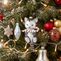 Kot z laską cukrową - szklana zawieszka choinkowa 12x6,5x4,5cm