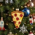 Szklana bombka kawałek pizzy 10 cm ART-POL A186006